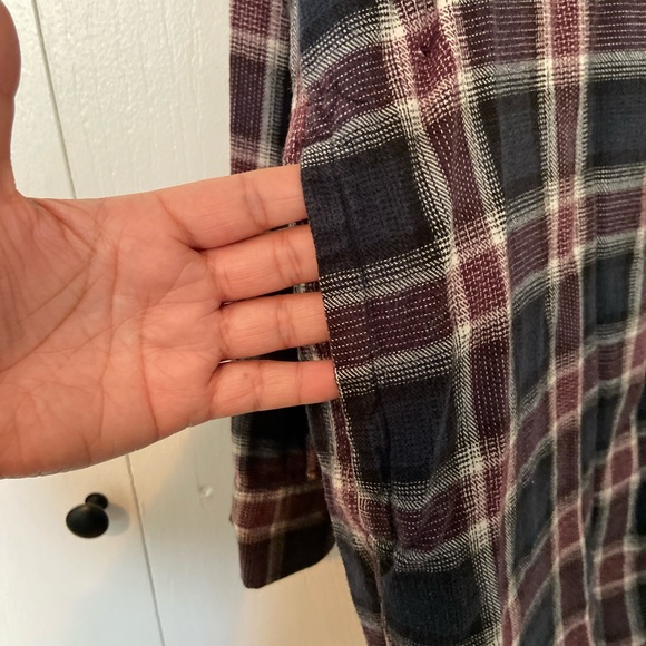 Roots Plaid Flannel - Picture 4 of 4